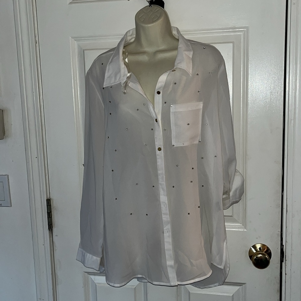 NY Collection size large White semi sheer button down w/ rhinestone detail NWT
